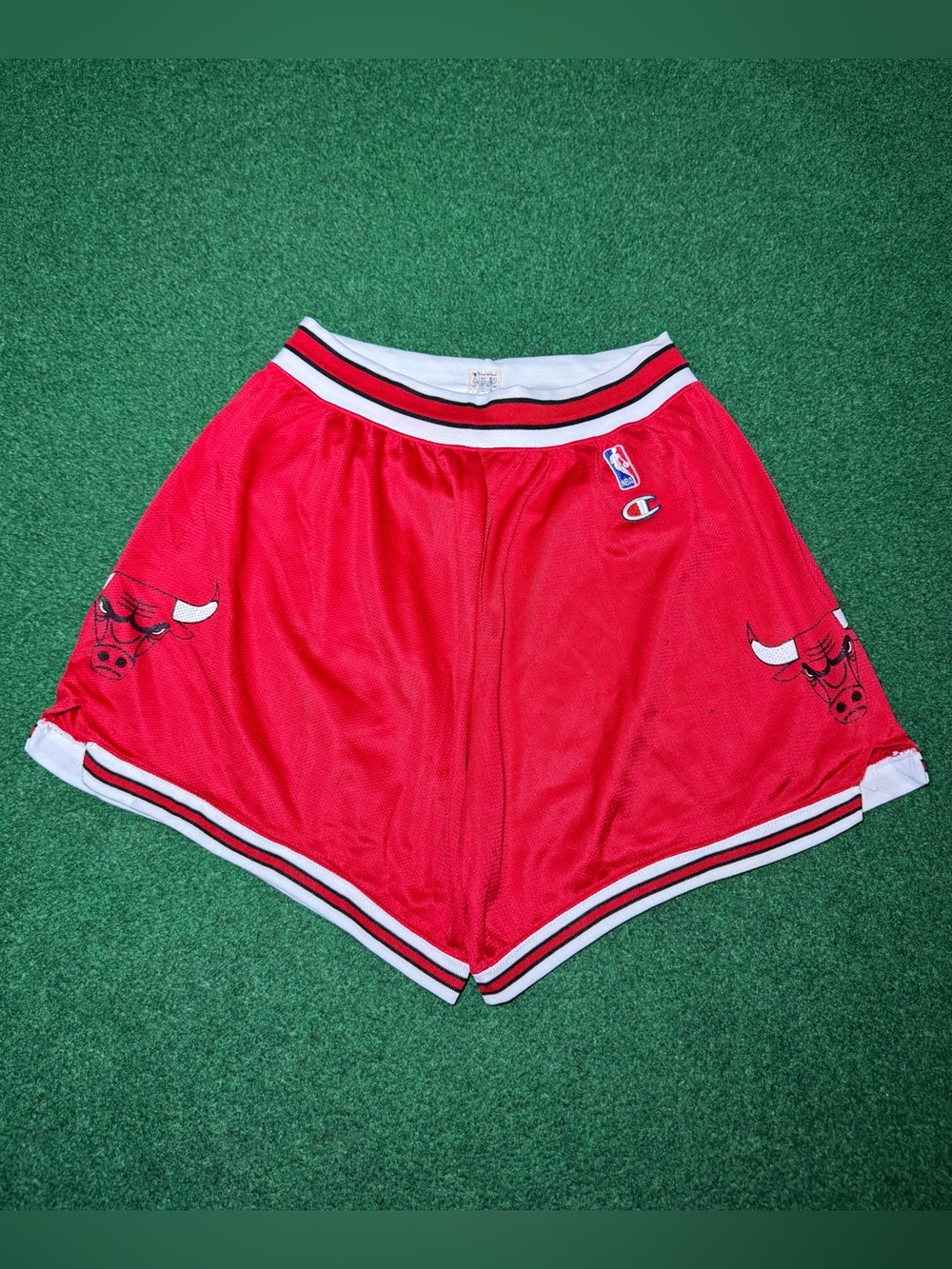 Chicago Bulls Vintage Champion Shorts XL 90s NBA Jordan Logo Drawstring